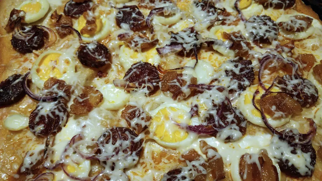 Mangalica pizza