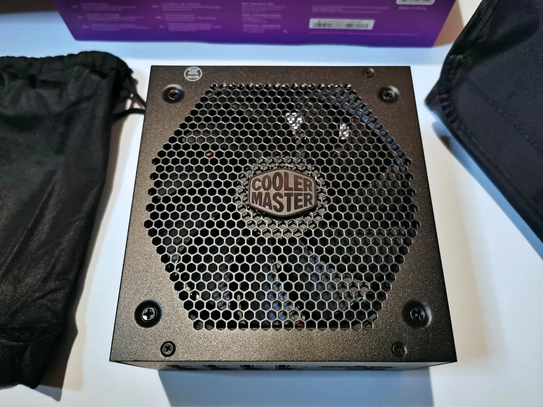 Cooler Master V750 Gold V2
