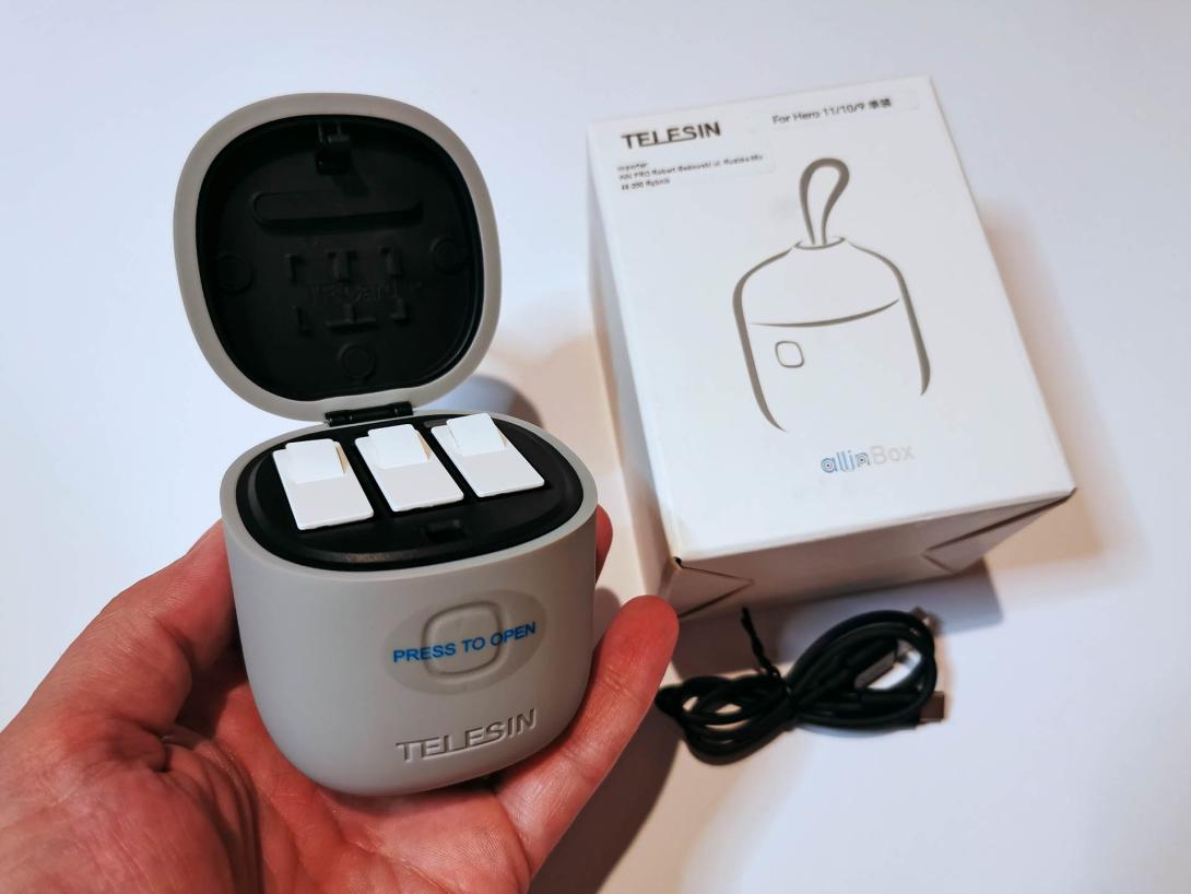 Allin box Telesin vízálló hármas töltő
