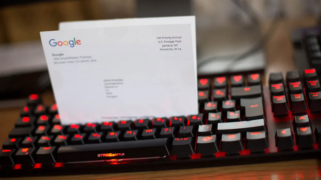 Üdvözöljük a Google programban (Billentyűzet: OZONE Strike Battle Cherry MX Red mechanikus billentyűzet)
