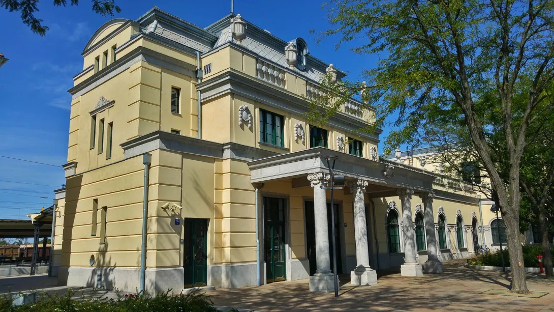 Vasútállomás, Békéscsaba