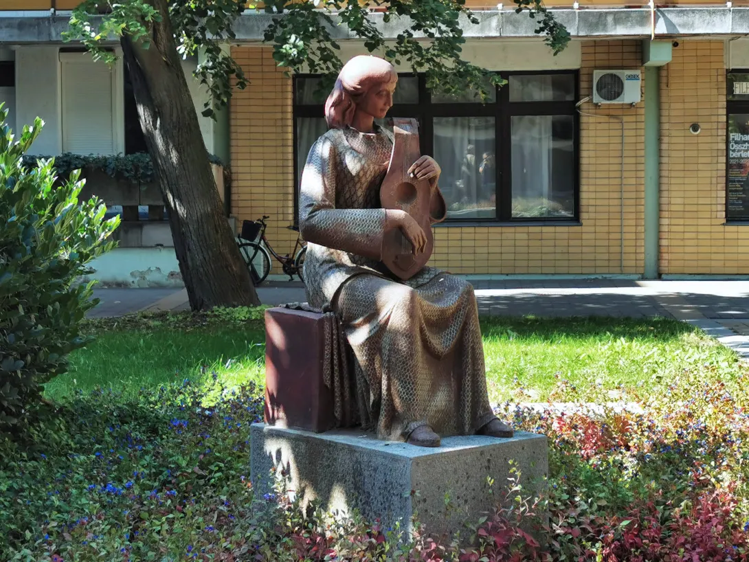 A harmónia, Békéscsaba
