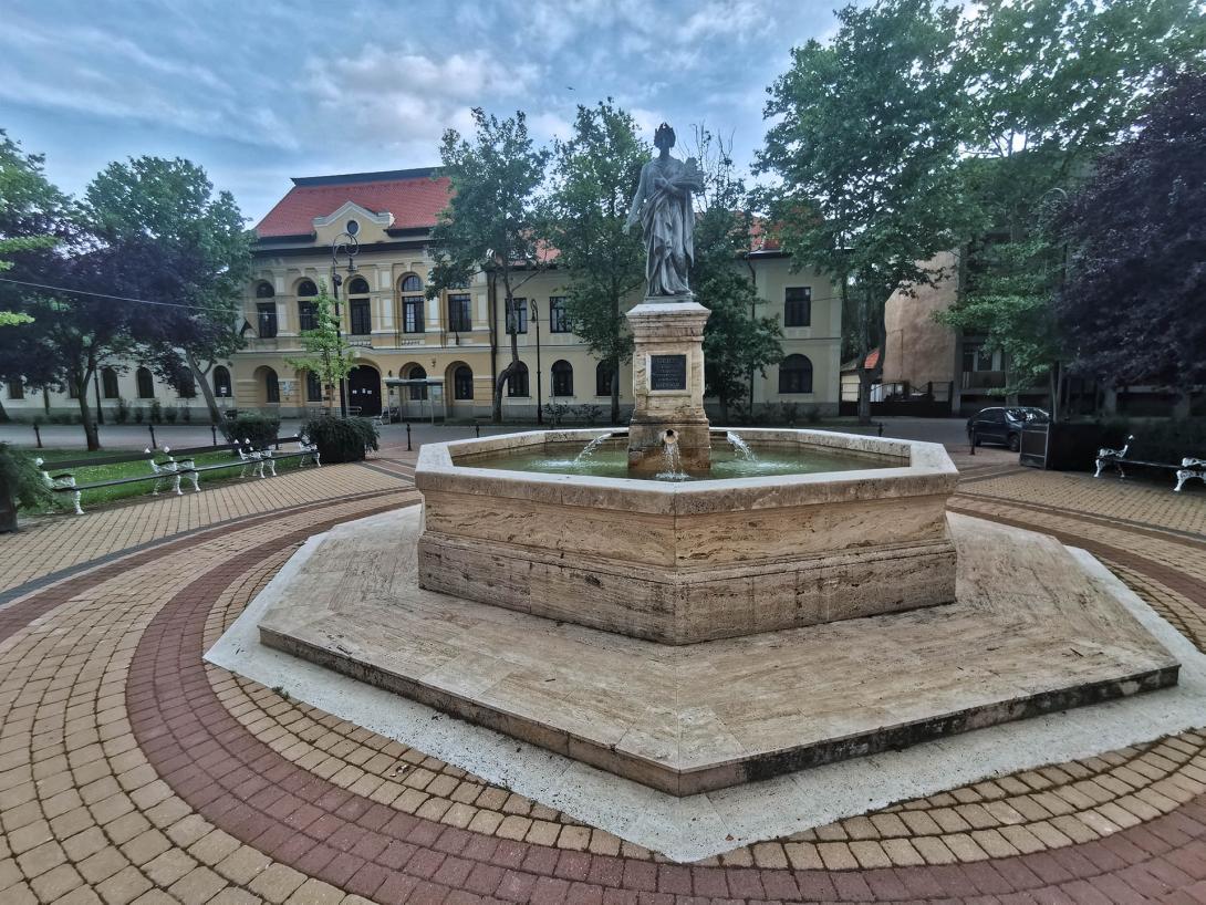 Ceres kút, Szarvas