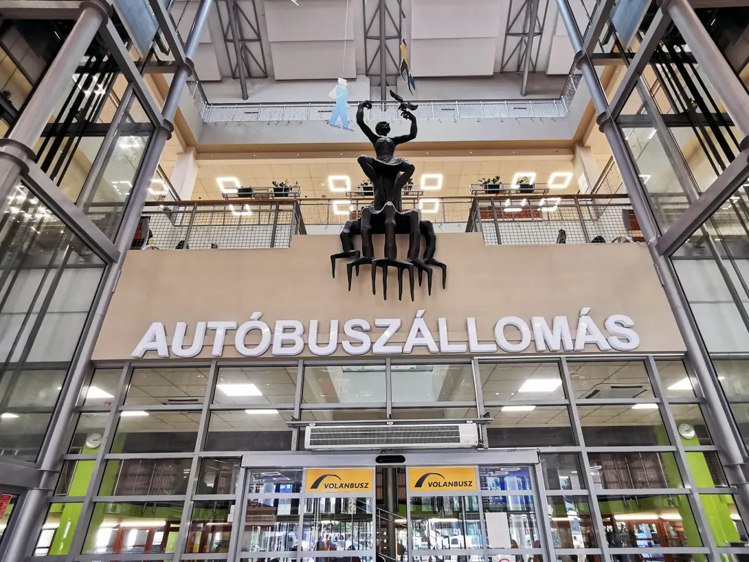 Szolnoki autóbuszállomás, Szolnok