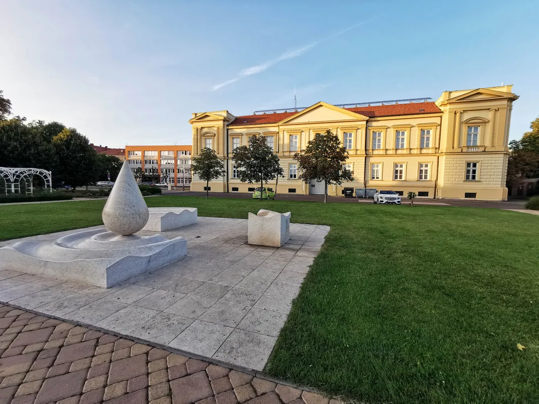 Verseghy park, Rózsakert, Szolnok