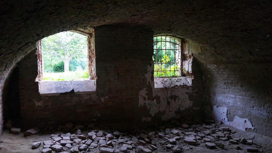 Wenckheim kastély pincéjében, Póstelek