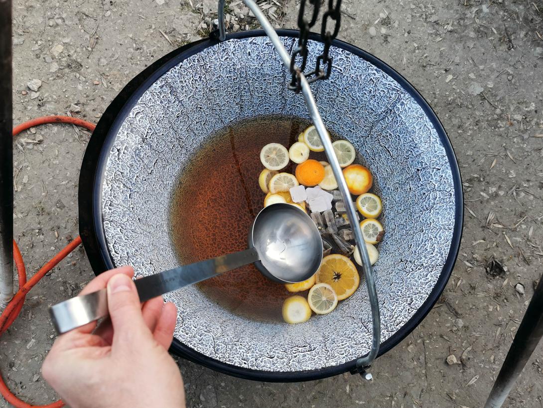 Bográcsos tea