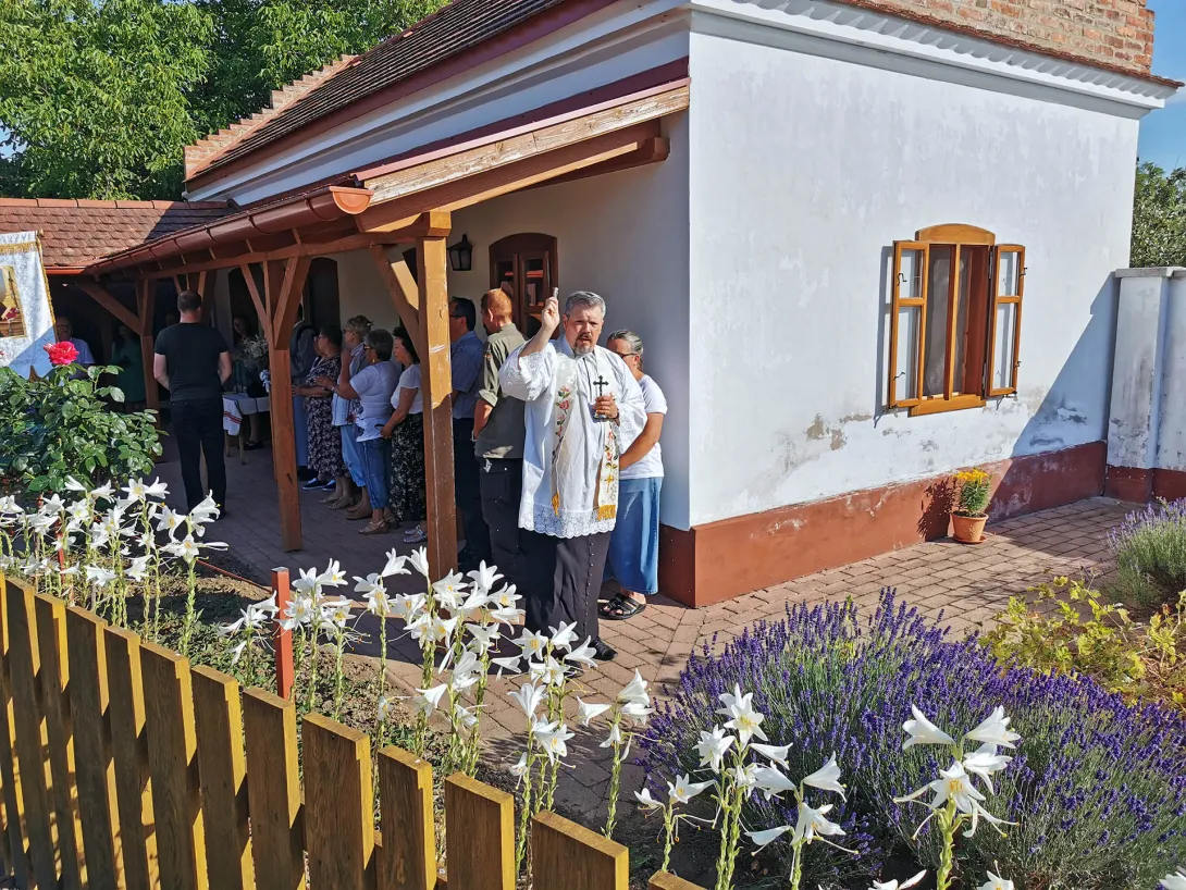 Ünnepség és liliomszentelés, Szent Antal Kenyérsütő ház