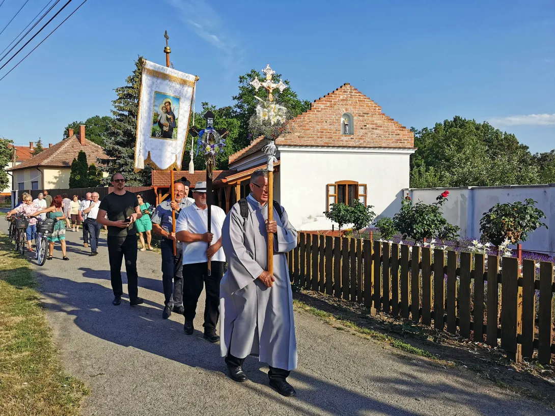 Ünnepség és liliomszentelés, Szent Antal Kenyérsütő ház