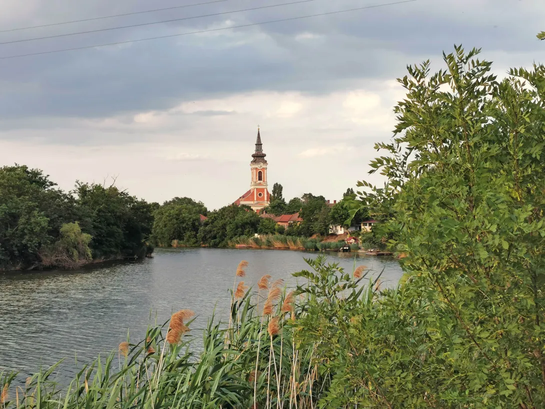 Ünnepség és liliomszentelés, Ó Szarvasvégi katolikus temető