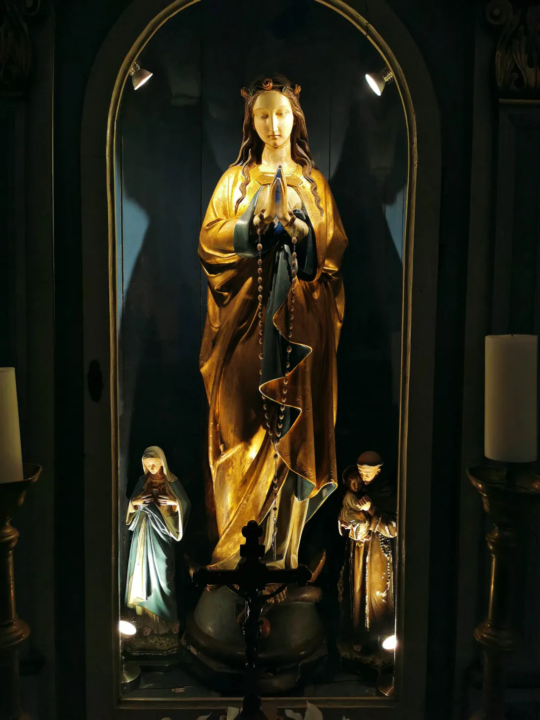 Lourdes-i Szűzanya, „üveges Mária” fülke, Szent Imre Katolikus Templom, Gyomaendrőd
