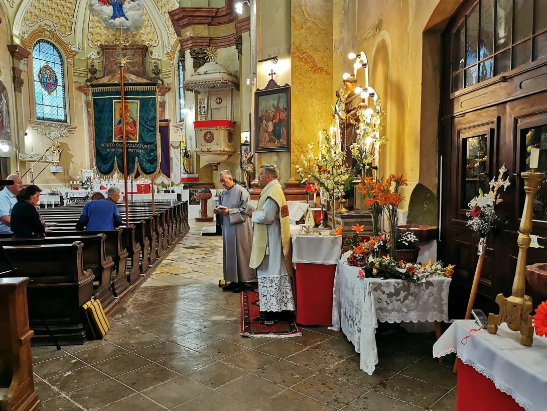 Szent Antal-napi ünnepség és liliomszentelés, Gyomaendrőd, Szent Imre Katolikus Templom