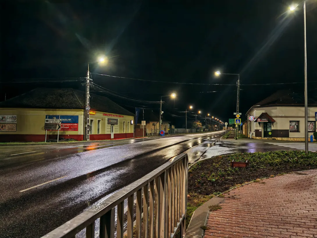 Esti utca eső után, Gyomaendrőd