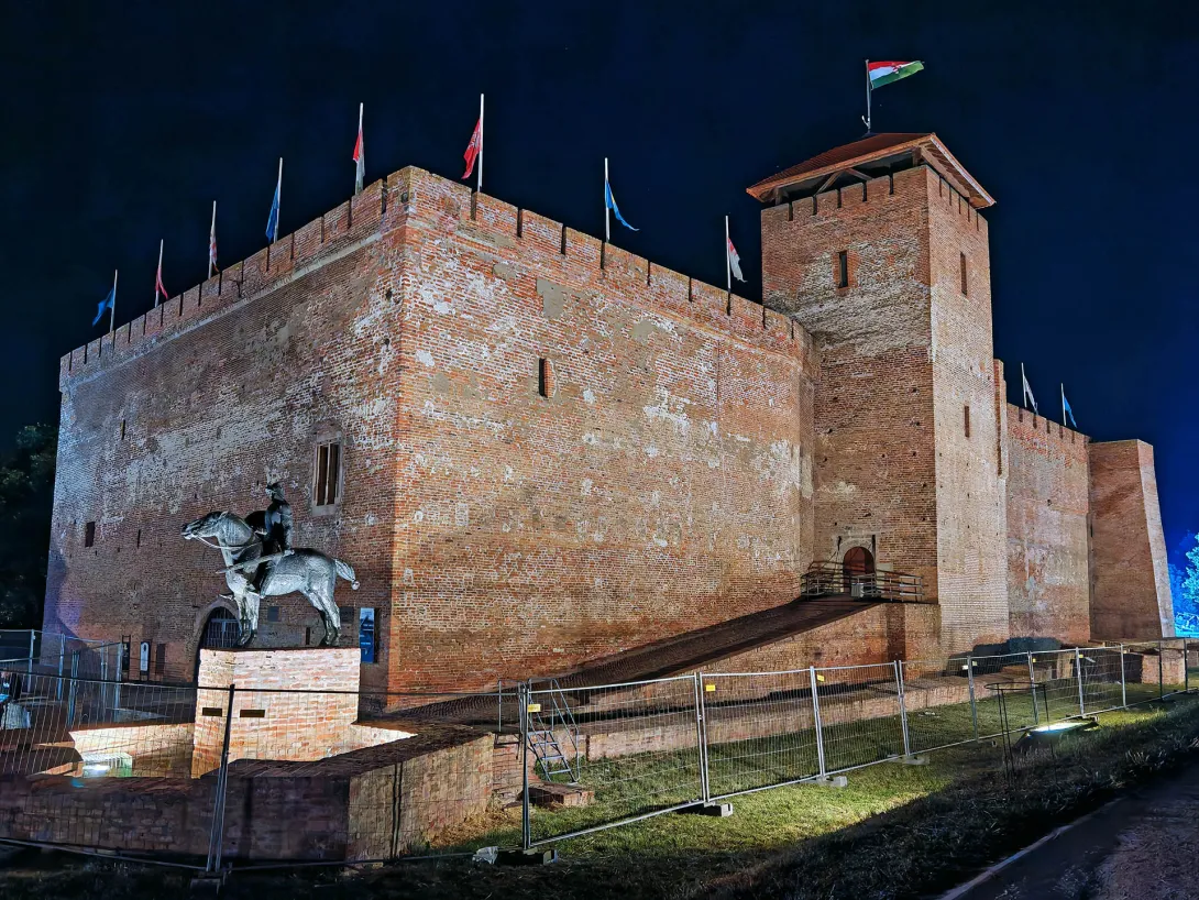 Gyulai Vár, The Medieval Gyula Castle & Bastion, Gyula
